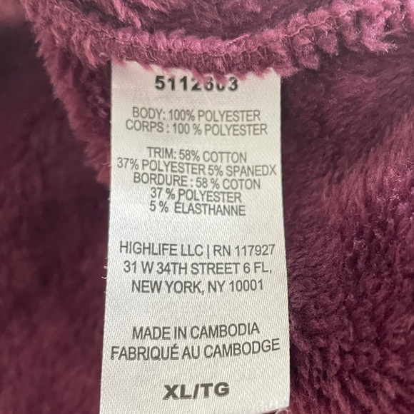 Gaiam pullover  faux fur feeling fabric wine colour sweatshirt size extra large - Picture 13 of 13